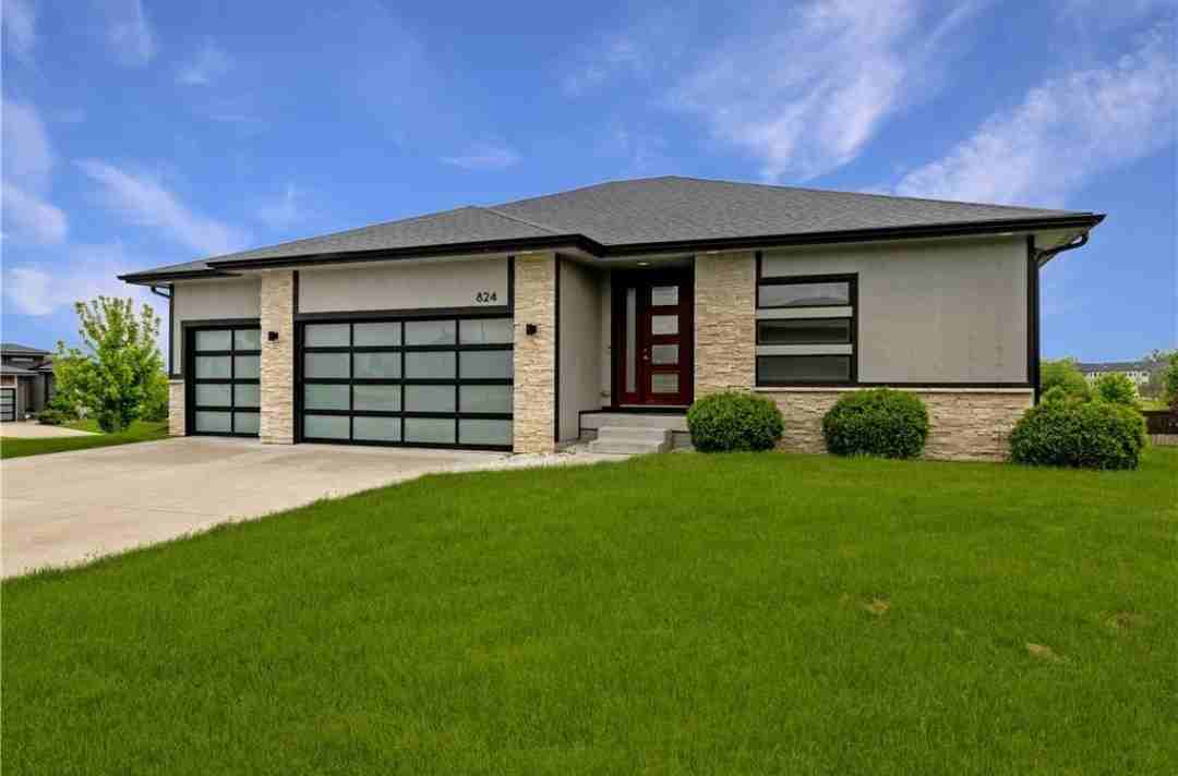 824 83rd St #NA - Photo 3 of 14