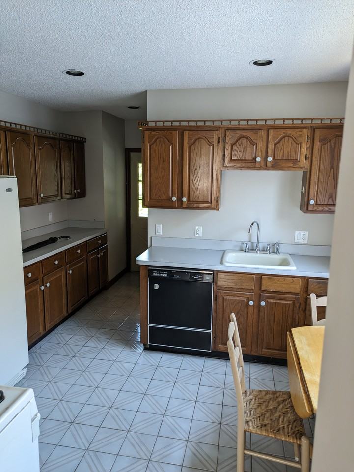 25 Winnett St - Photo 6 of 13