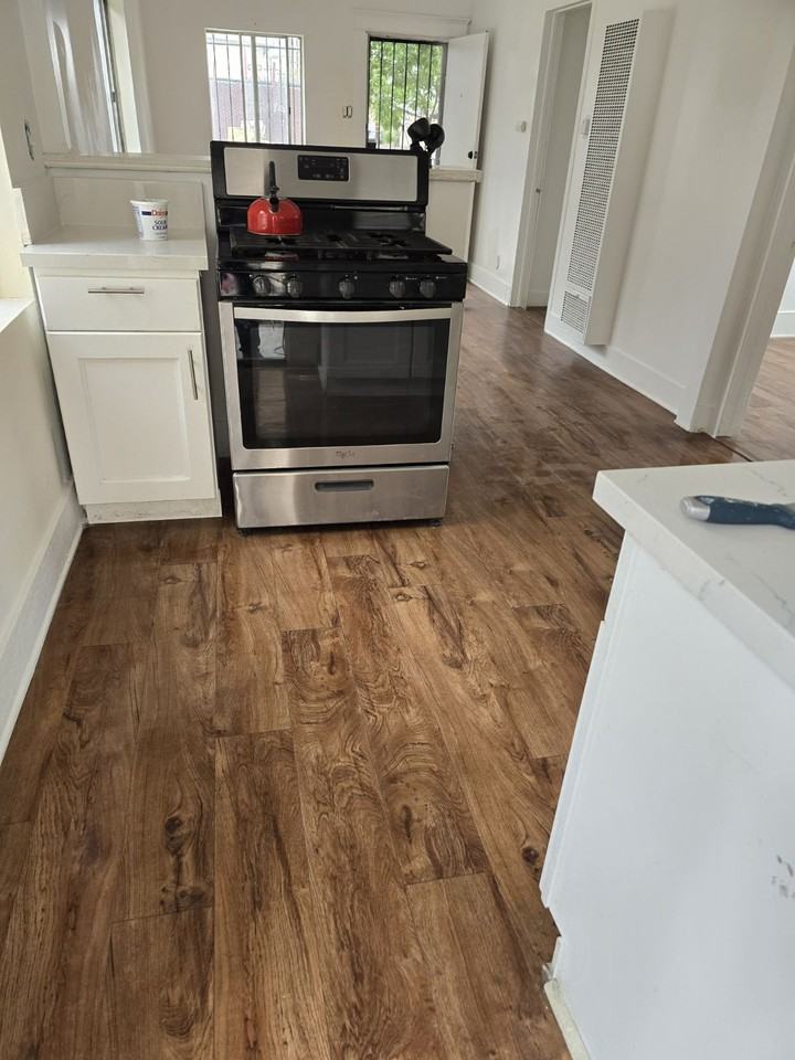 412 S Palm Ave #NA - Photo 3 of 16