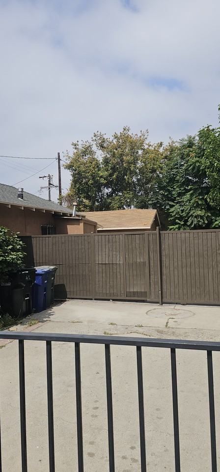 412 S Palm Ave #NA - Photo 5 of 16