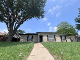 2729 Lawndale Dr - Photo 1 of 1