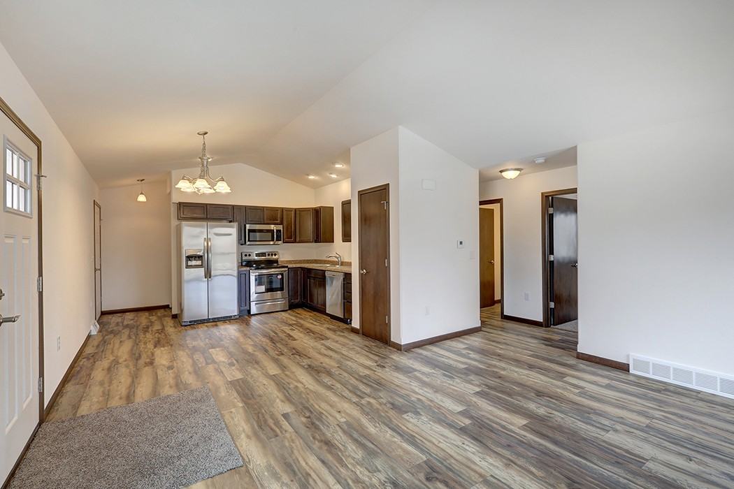 910 Green Pasture Trl #NA - Photo 2 of 8