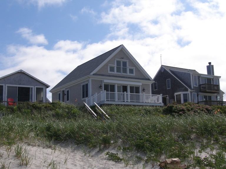 99 99b North Shore Blvd *winter Rental #NA - Photo 2 of 12