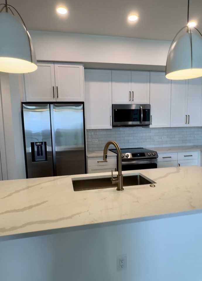 5451 Bay Center Drive #2PH - Photo 4 of 31