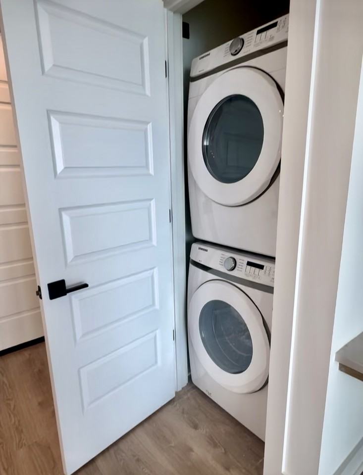 5451 Bay Center Drive #2PH - Photo 7 of 31