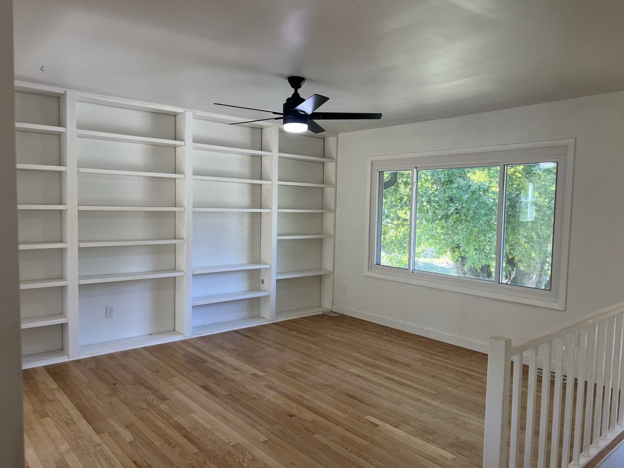 1423 E Dunstan Dr #NA - Photo 3 of 33