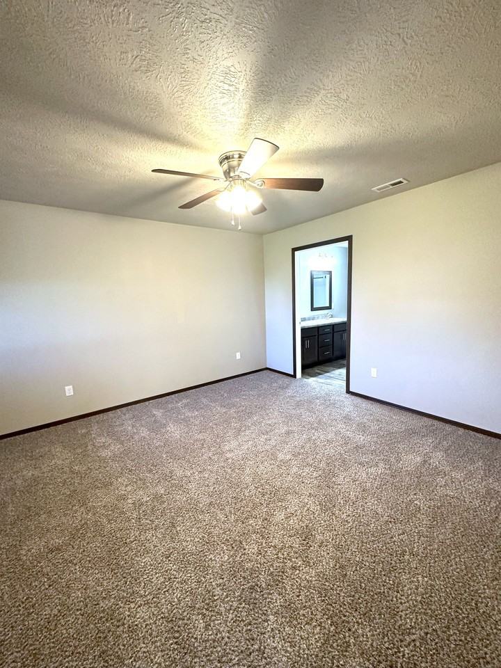 Prospect Townhomes - Photo 7 of 50