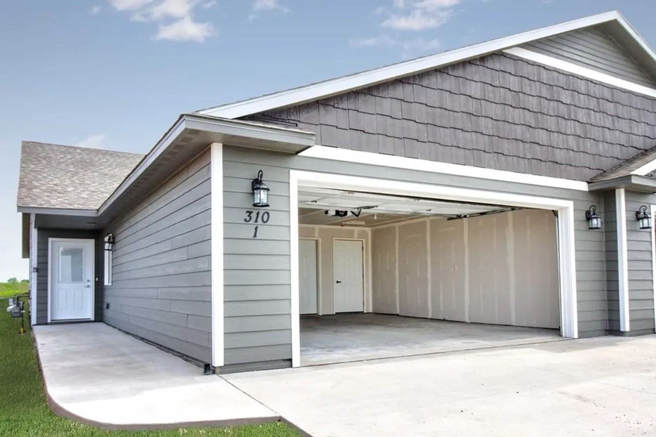 Indoor Parking included in Price! | Additional Savings Starting at $965 - Photo 4 of 50