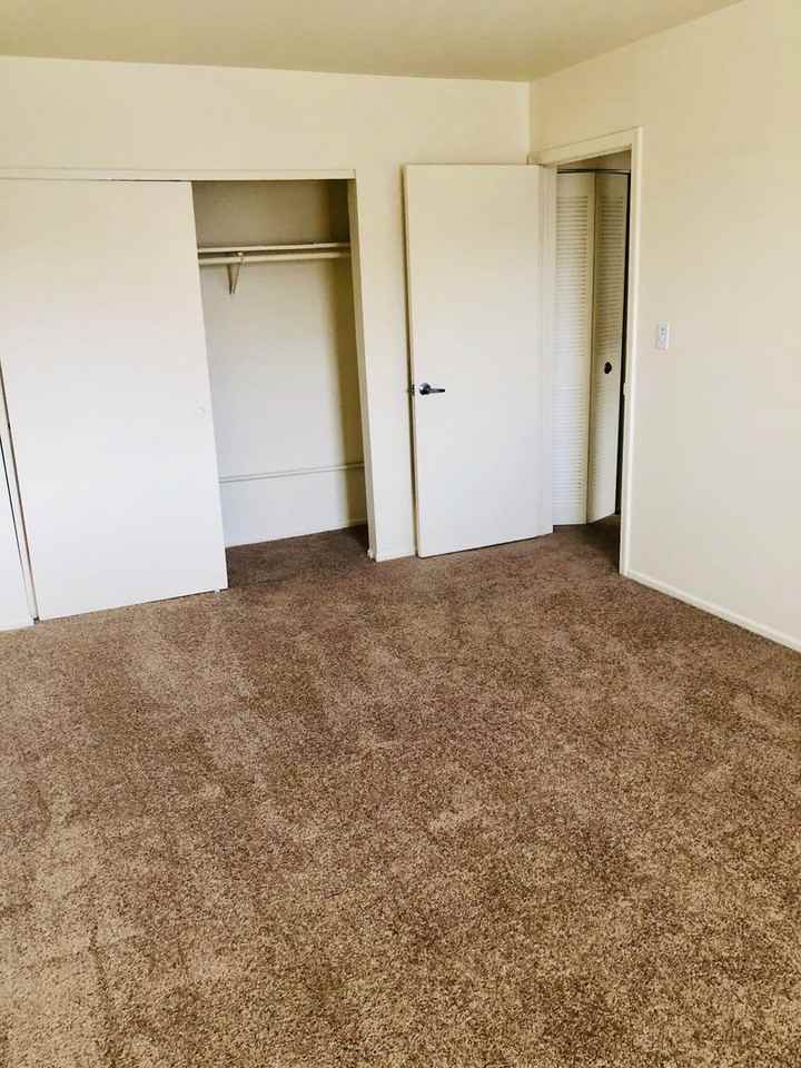 5220 Luzzane Lane - Photo 6 of 47