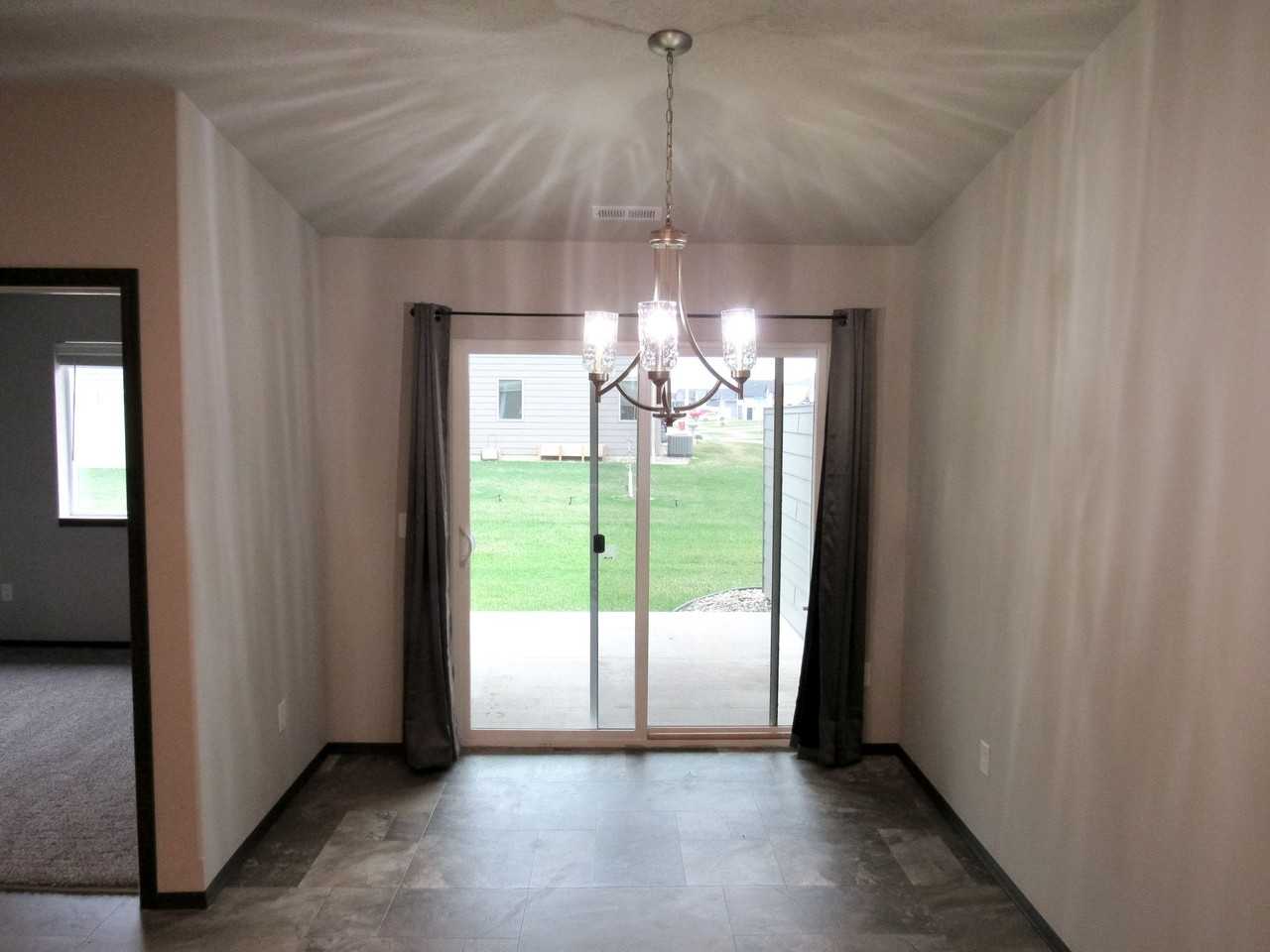 Single Story Homes for Rent | November Promo! Additional Savings Starting at $ 1688 - Photo 5 of 42