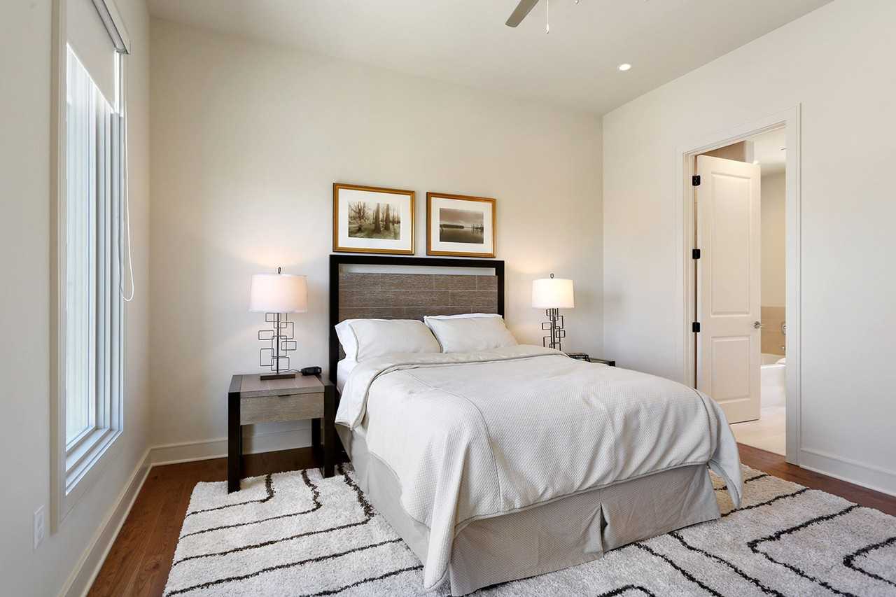 The Academy Luxury Apartments and Townhomes - Photo 7 of 19