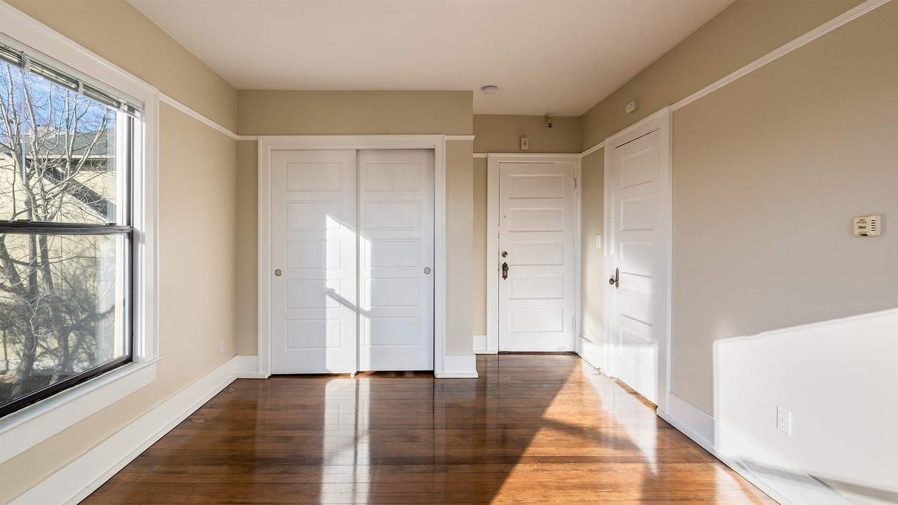 715 2nd Ave N - Photo 5 of 10