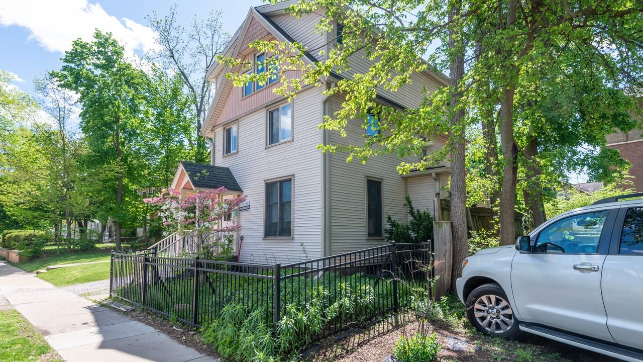 810 Church St #1 - Photo 2 of 45