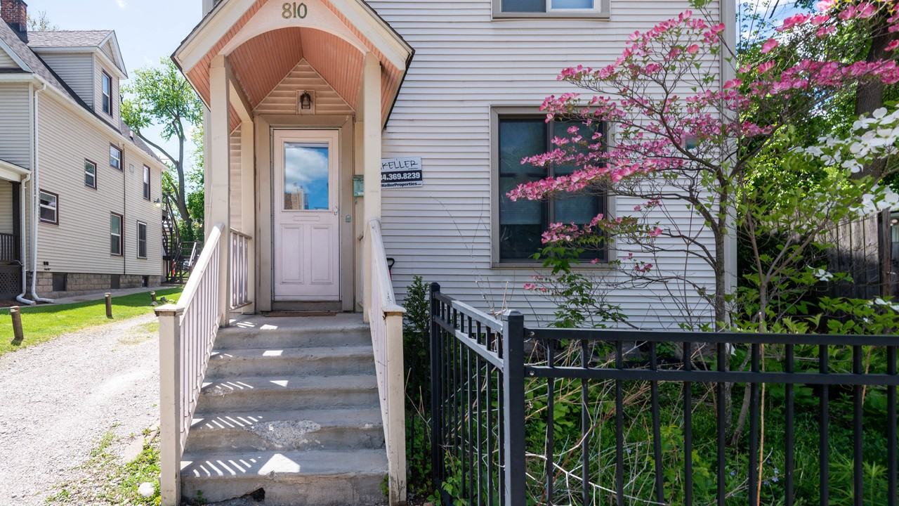 810 Church St #1 - Photo 3 of 45
