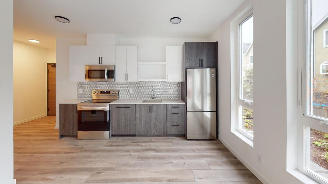 ALNA Ballard - Photo 7 of 15