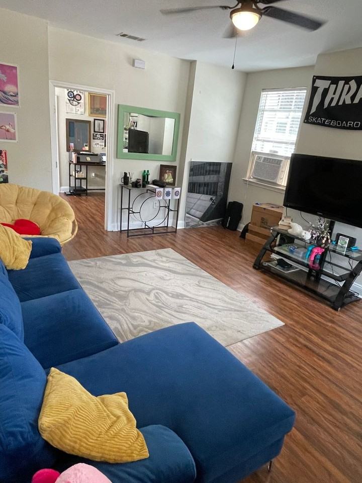 2311 Baronne St #A - Photo 2 of 11
