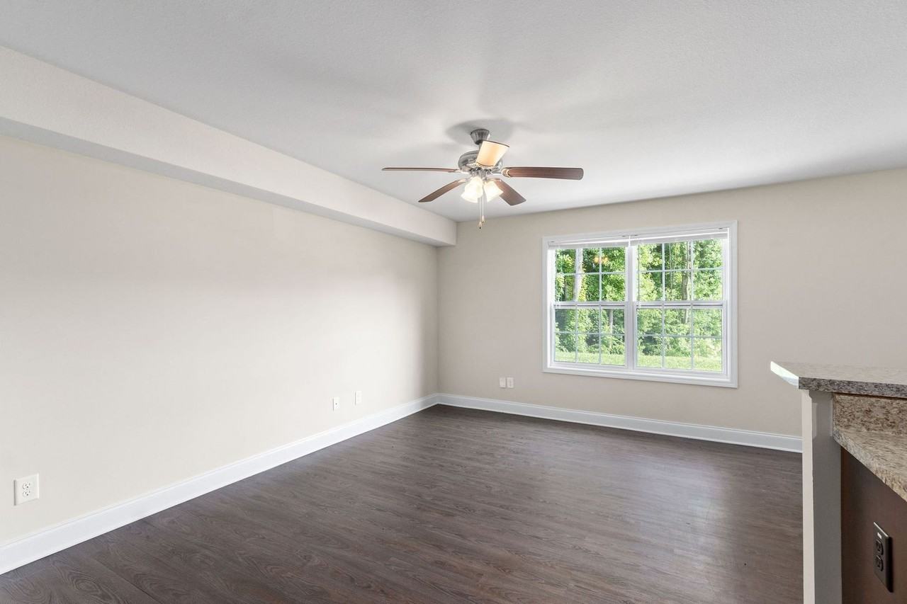 1552 Tylertown Rd - Photo 5 of 47