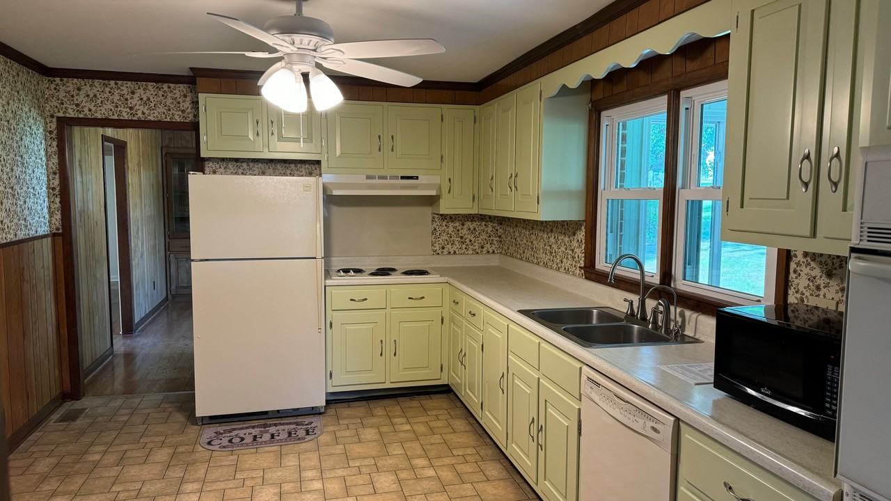 220 Wilkins Ave #1 - Photo 5 of 13