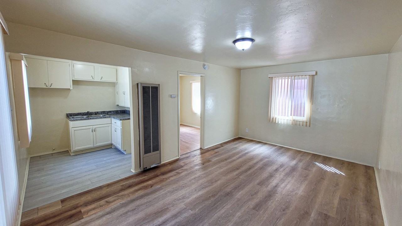 m6165-67 - Photo 2 of 4