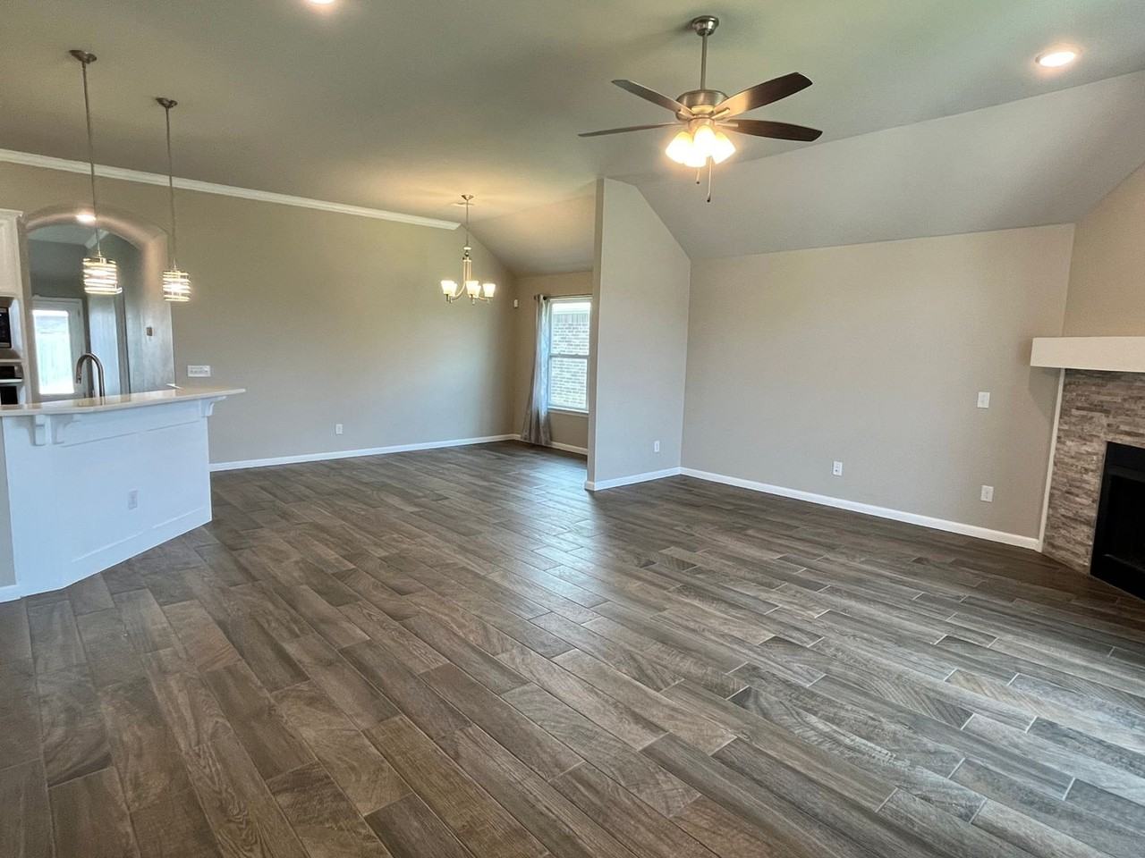 937 Sw 140th St - Photo 3 of 29