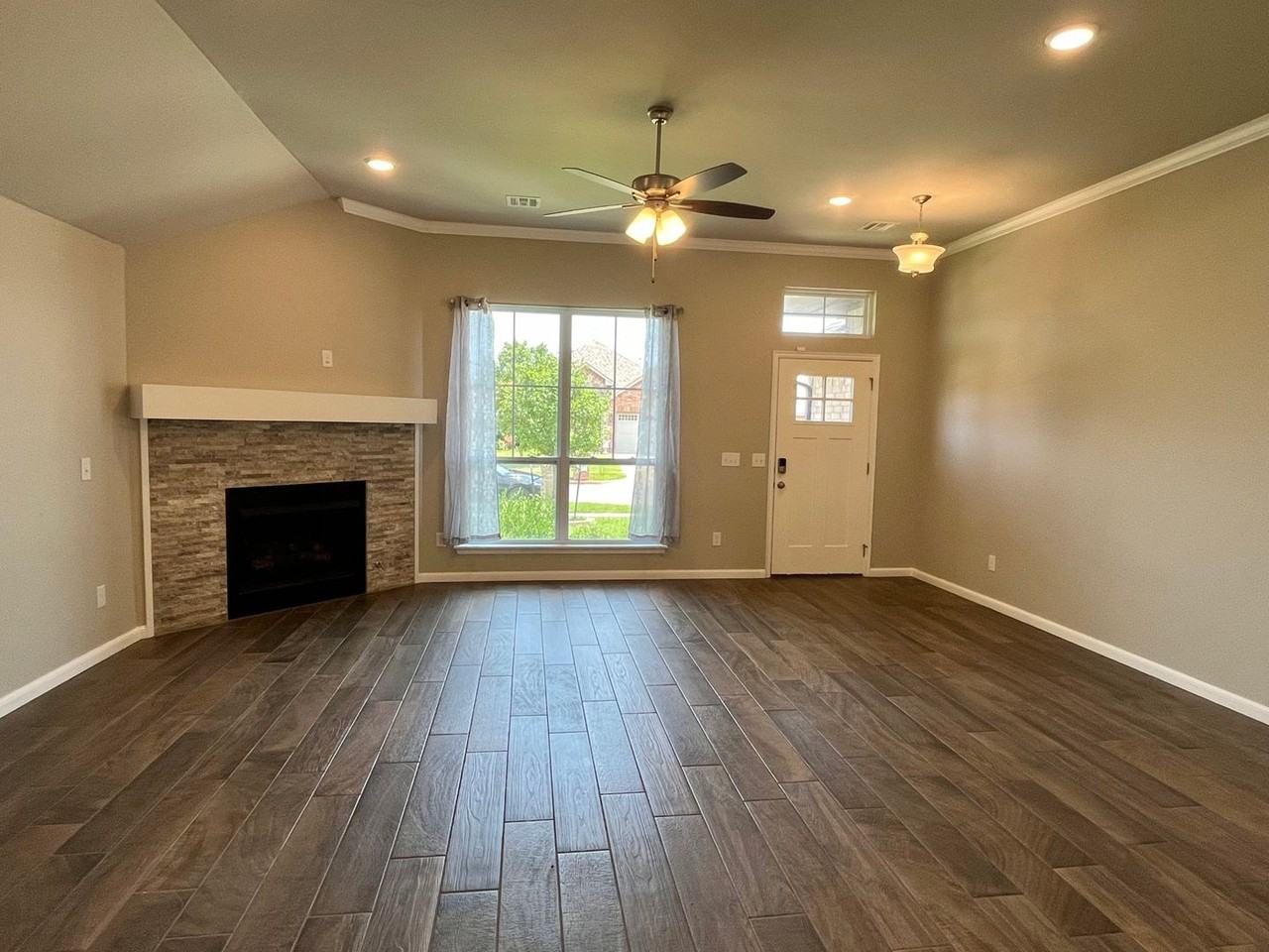 937 Sw 140th St - Photo 4 of 29