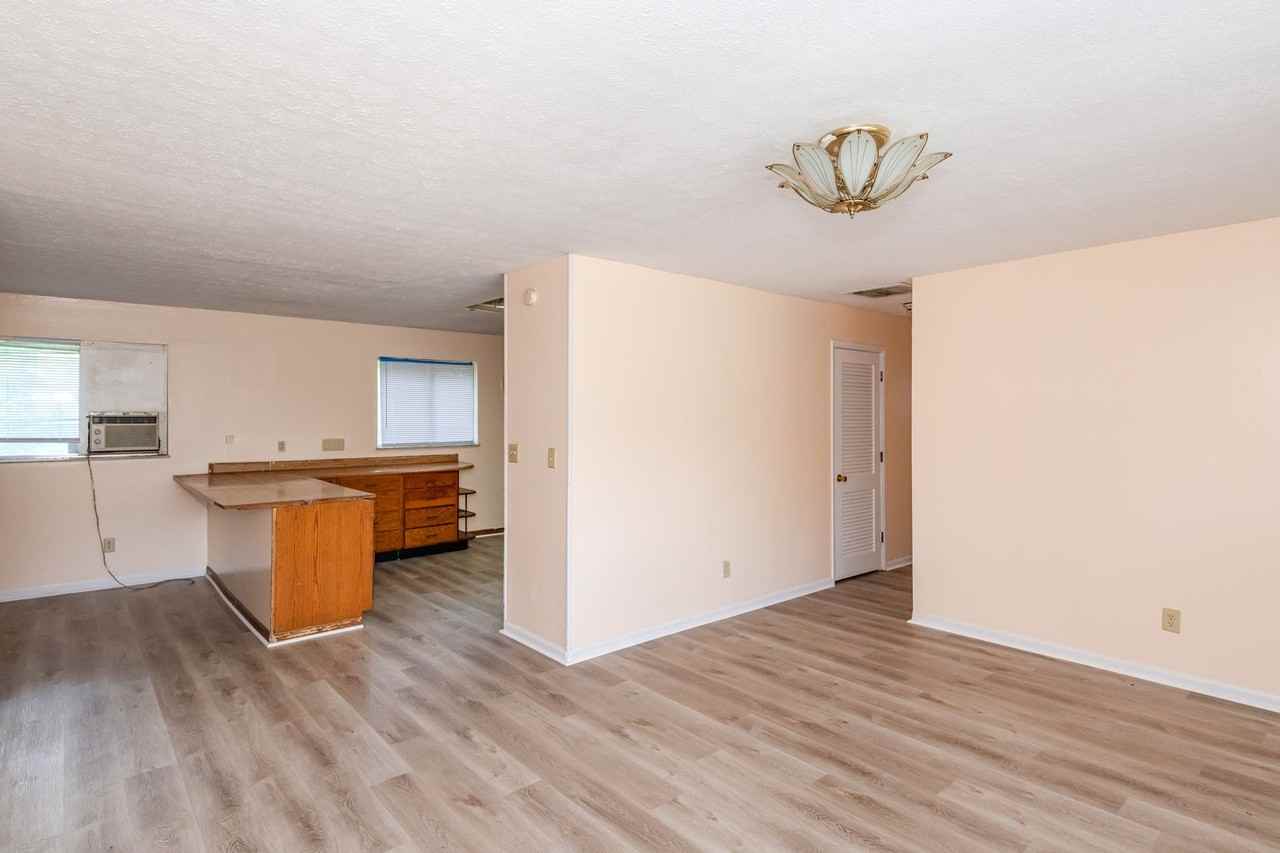 4430 Blueberry Ave - Photo 2 of 23