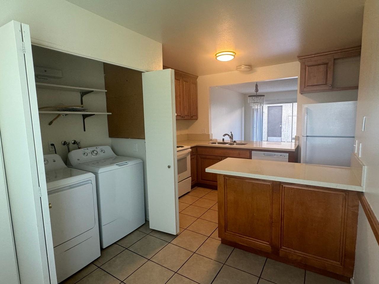 4722 Knickerbocker Ln - Photo 7 of 13