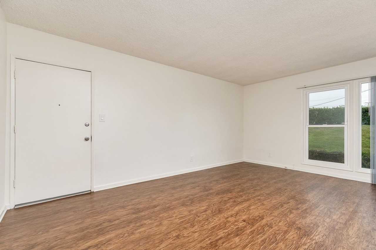 Canyon Drive Apartment Homes - Photo 2 of 10