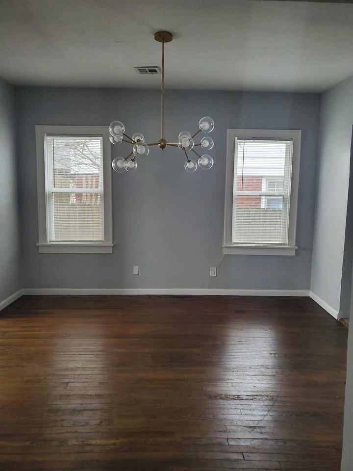 2224 N Indiana Ave #1 - Photo 5 of 10