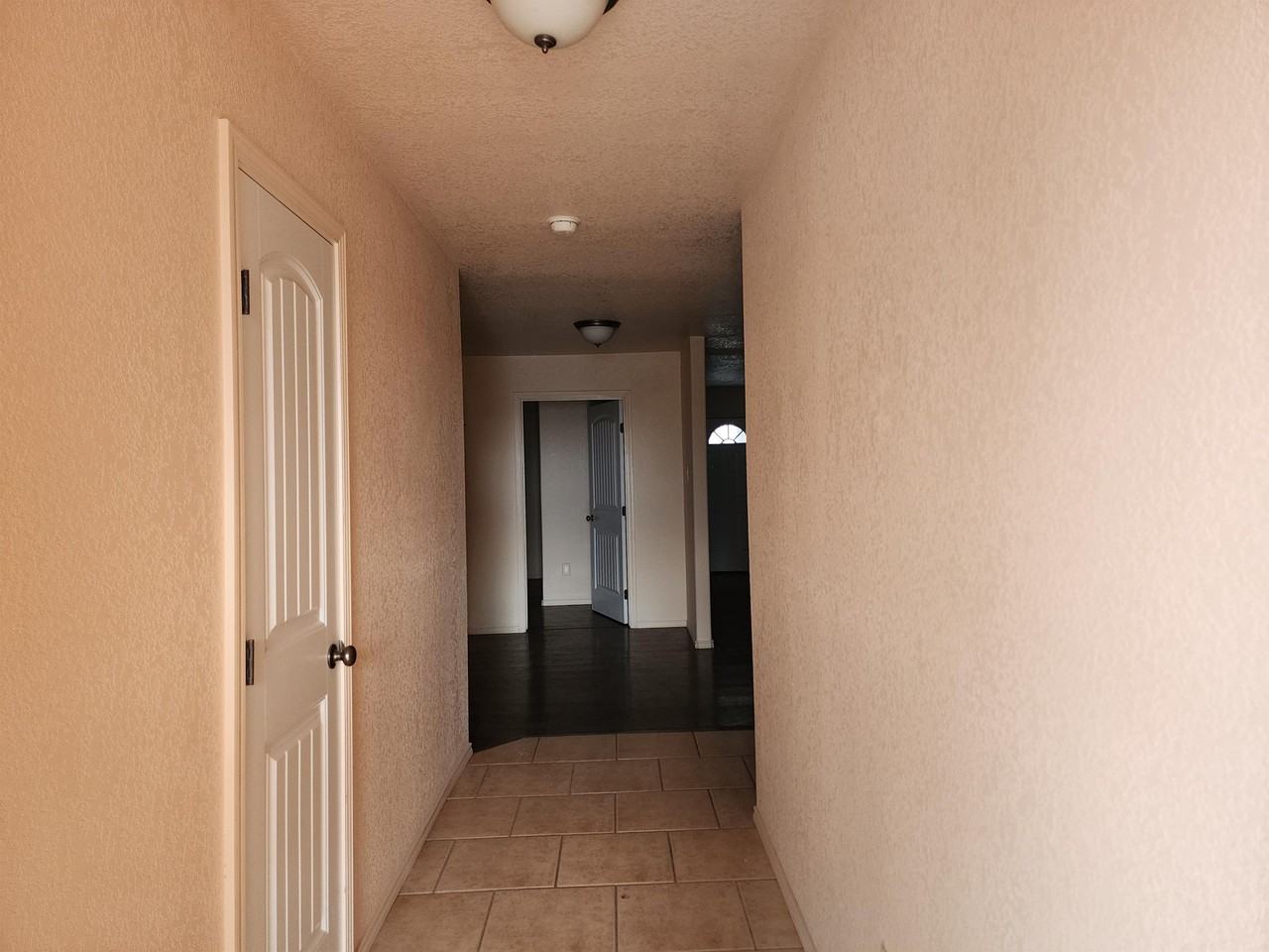 1011 N Wyoming Ave #1 - Photo 3 of 15
