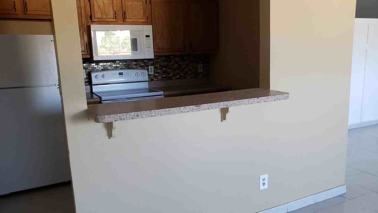 1620 1620 N Wilmot B 309 - Photo 5 of 20