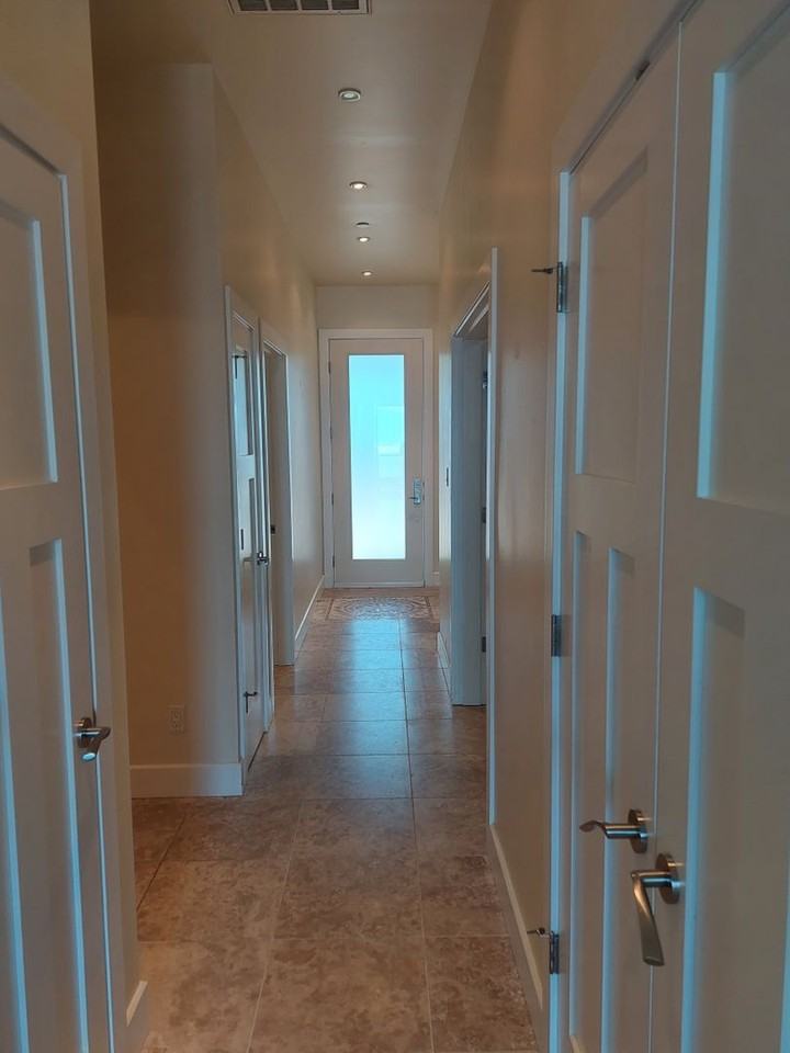 1203 1203 West Holly - 103 - Photo 3 of 15