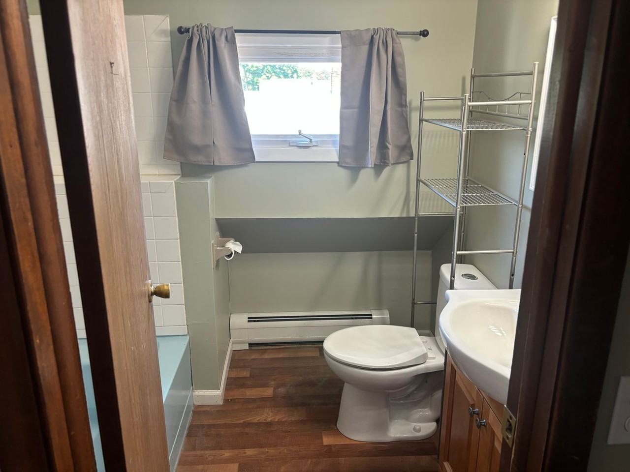 16 Cleveland St - Photo 2 of 6