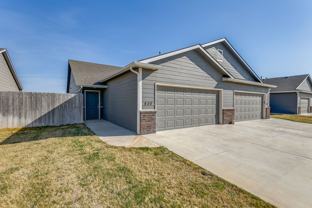 421 S Longbranch Dr - Photo 1 of 1