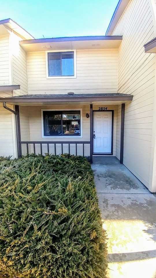 2854 S Abbs Ln - Photo 2 of 27