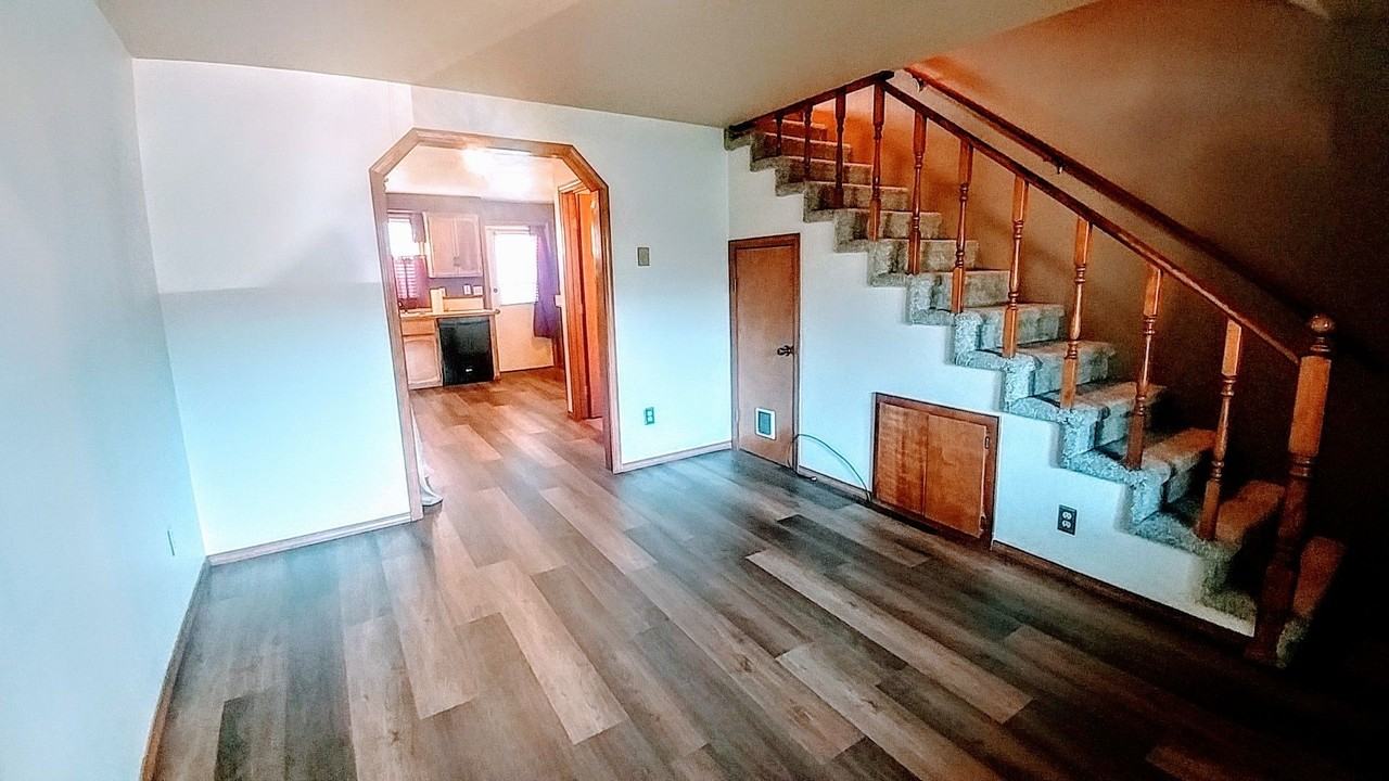 2854 S Abbs Ln - Photo 3 of 27