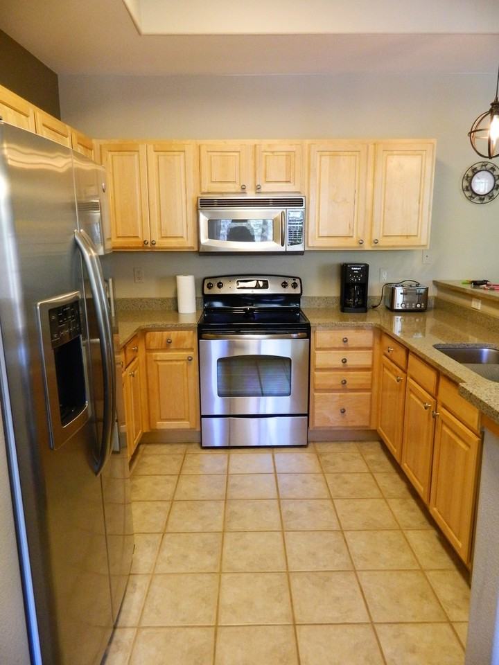 192 Robin Dr - Photo 6 of 18