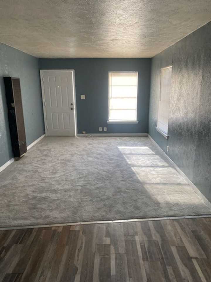 3627 Reese Dr - Photo 3 of 5