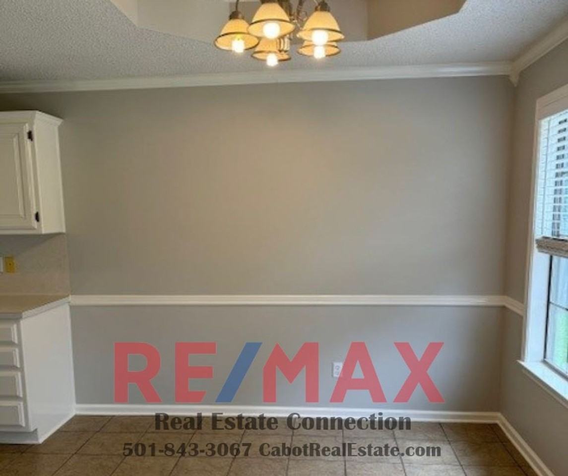 29 Applewood Dr - Photo 5 of 15