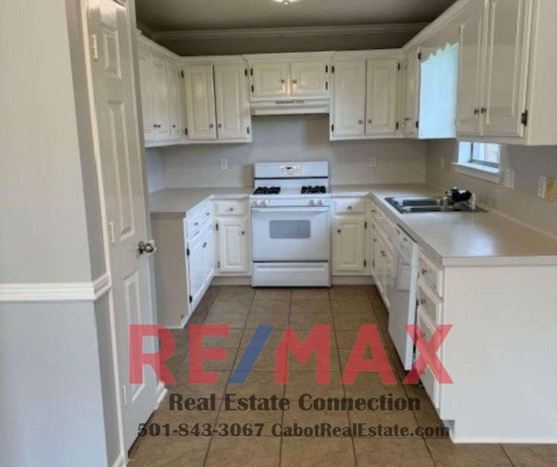 29 Applewood Dr - Photo 6 of 15