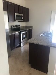 1604 Pham Dr - Photo 5 of 35