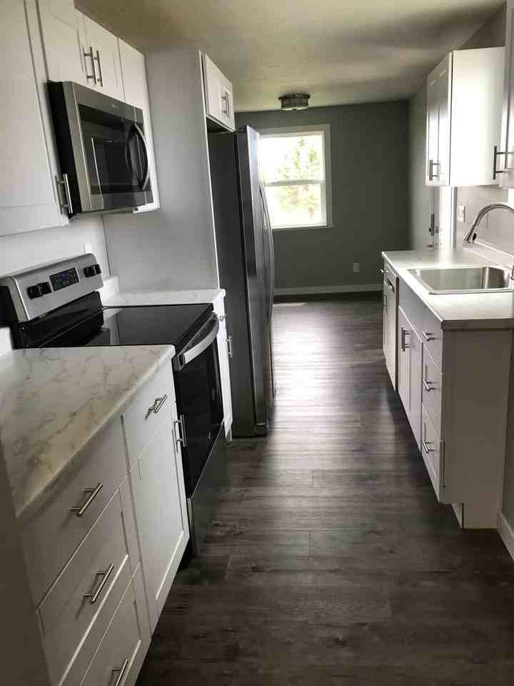 1719 S Adams Dr - Photo 2 of 6
