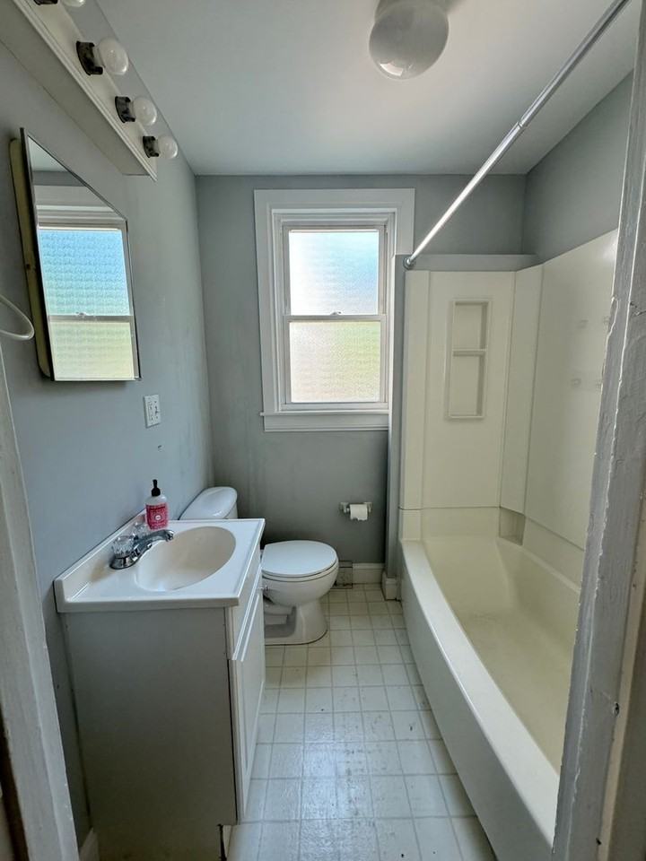 28-30 Avon St - Photo 5 of 25