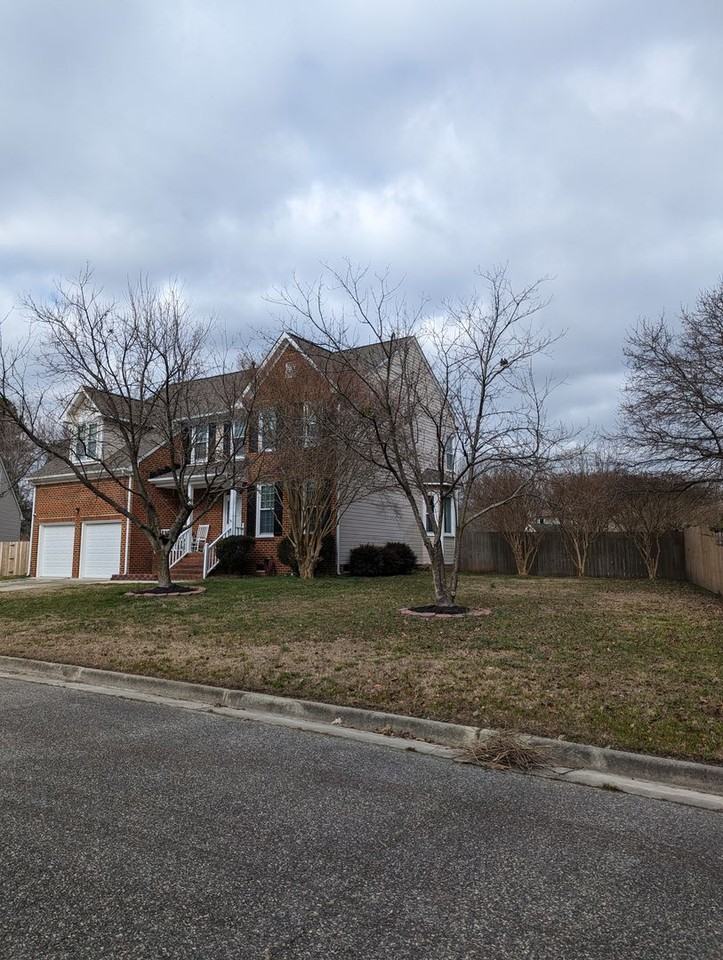 904 Staffordshire Ct - Photo 2 of 50