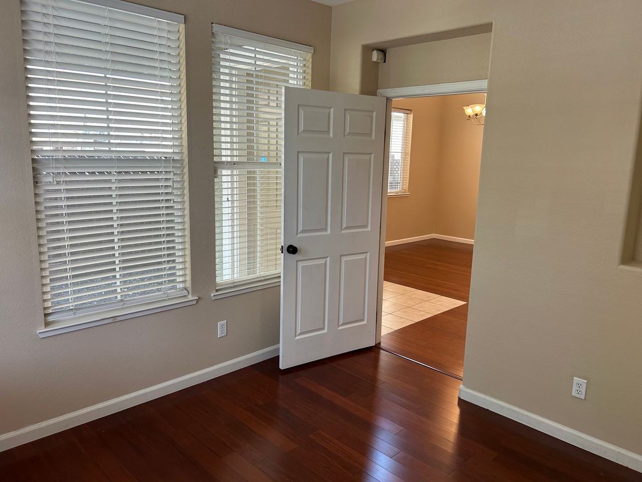 2342 Blue Ridge Ave - Photo 6 of 28