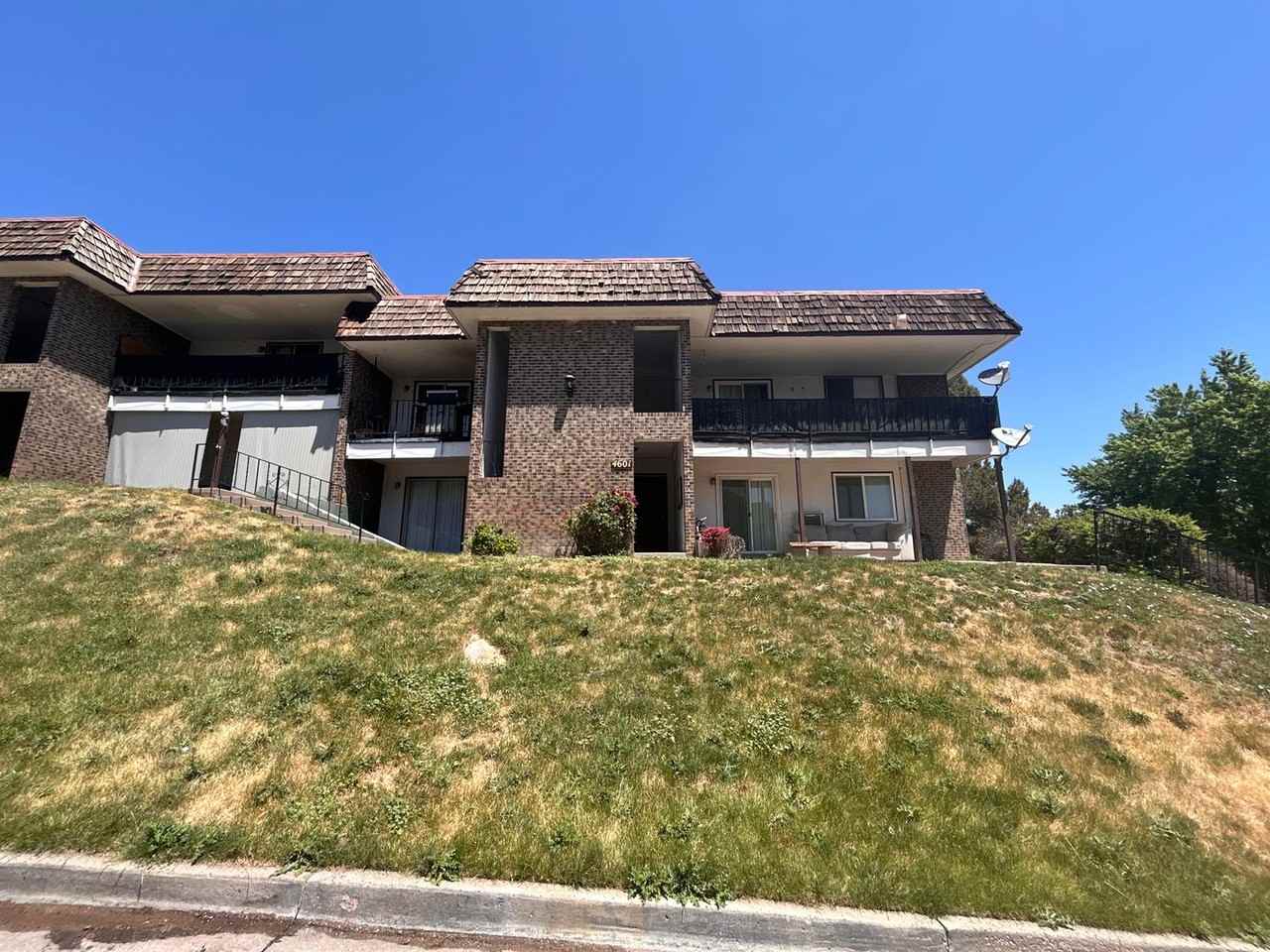 4601 S Lowell Blvd #B - Photo 2 of 26
