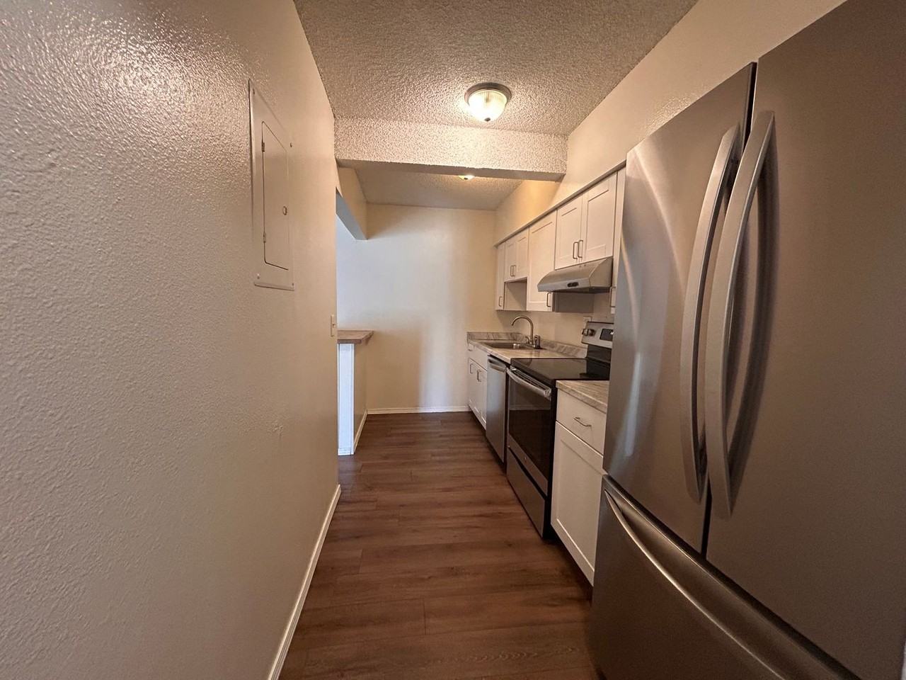 4601 S Lowell Blvd #B - Photo 5 of 26