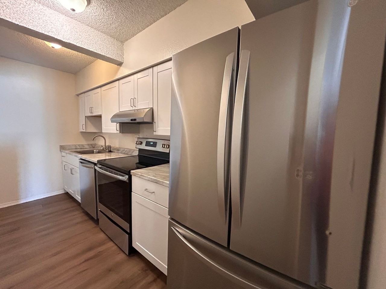 4601 S Lowell Blvd #B - Photo 6 of 26