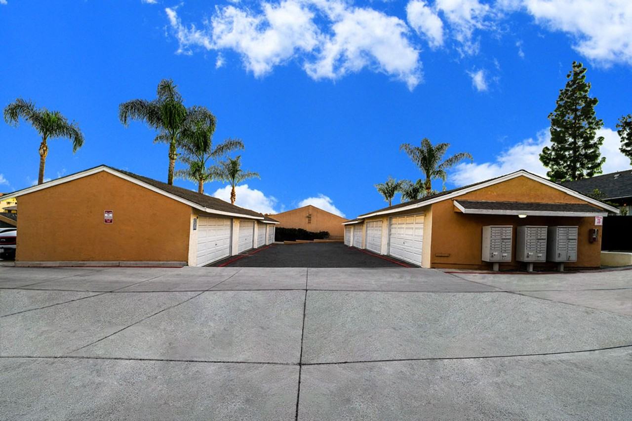 Grapevine Apartments - Photo 2 of 3