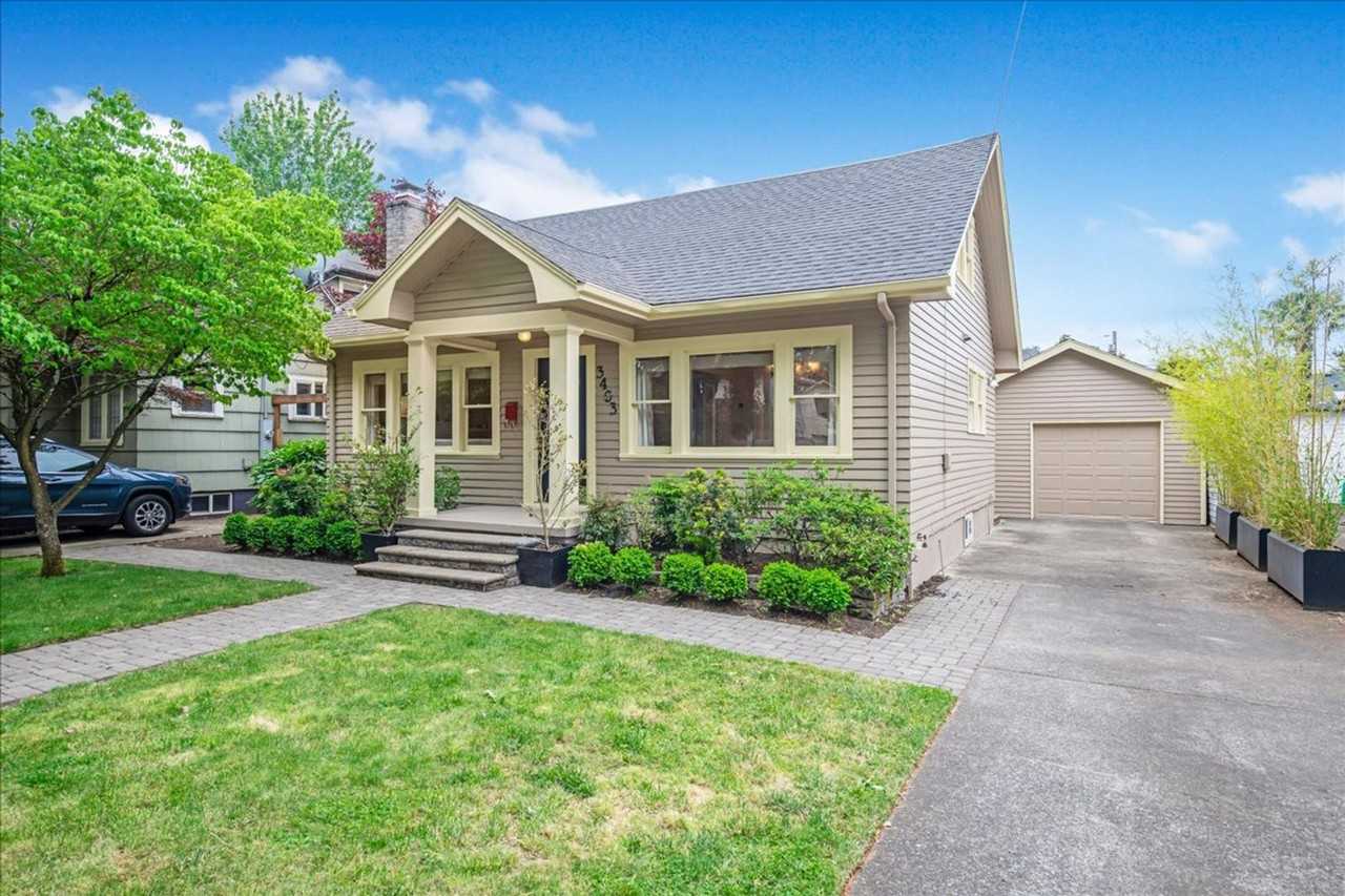 3403 Ne 45th Ave - Photo 2 of 30